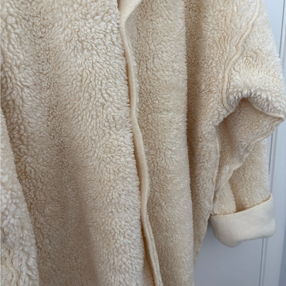 Fattamano Cream Sherpa 100% Cotton Jacket. SZ S runs L/XL. Never Worn. - Picture 5 of 14